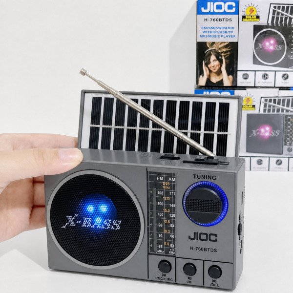 MP3 Player Portable Solar Bluetooth Speaker with AM/FM/SW Radio (Gray)