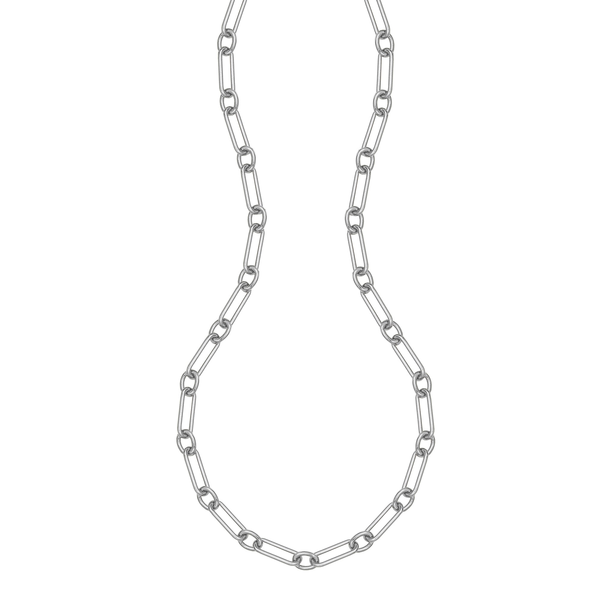 The Elegance Of This Necklace From The Garnier Link Collection Lies In Its Simplicity. The Clean, Captivating Linked Design Is A Trendsetter, Celebrated For Versatility. It Complements Any Outfit, Transitioning From Casual To Formal Effortlessly.