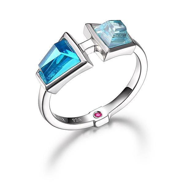 RR4LA2Y25-W-6 Sterling Silver PARADOX Blue Topaz Cubic Zirconia Ring Size 6