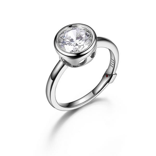 RR4LA7U00-W-7 Sterling Silver Cubic Zirconia Bezel Set Solitaire Ring Size 7