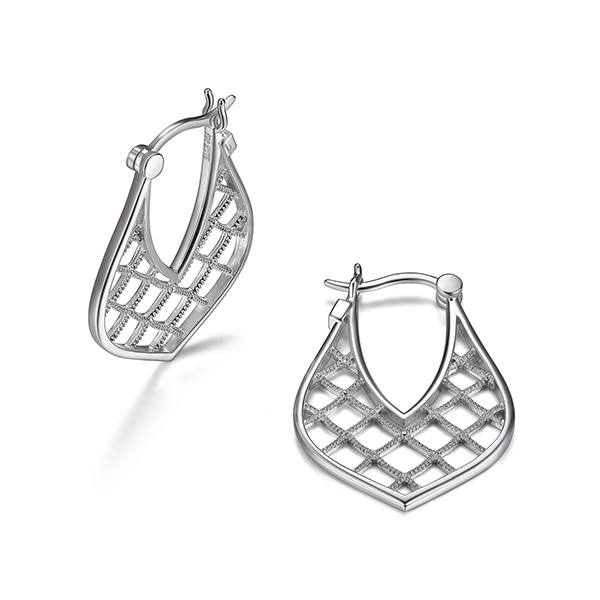 ER2LC8WA0-W Sterling Silver Mermaid Textured Hoop Earring