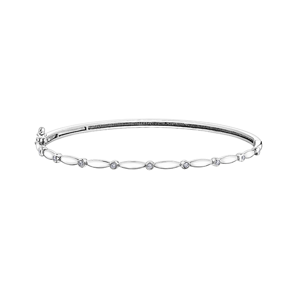 Diamond Bangle in 10K White Gold (0.14 CT. T.W.) - Silver