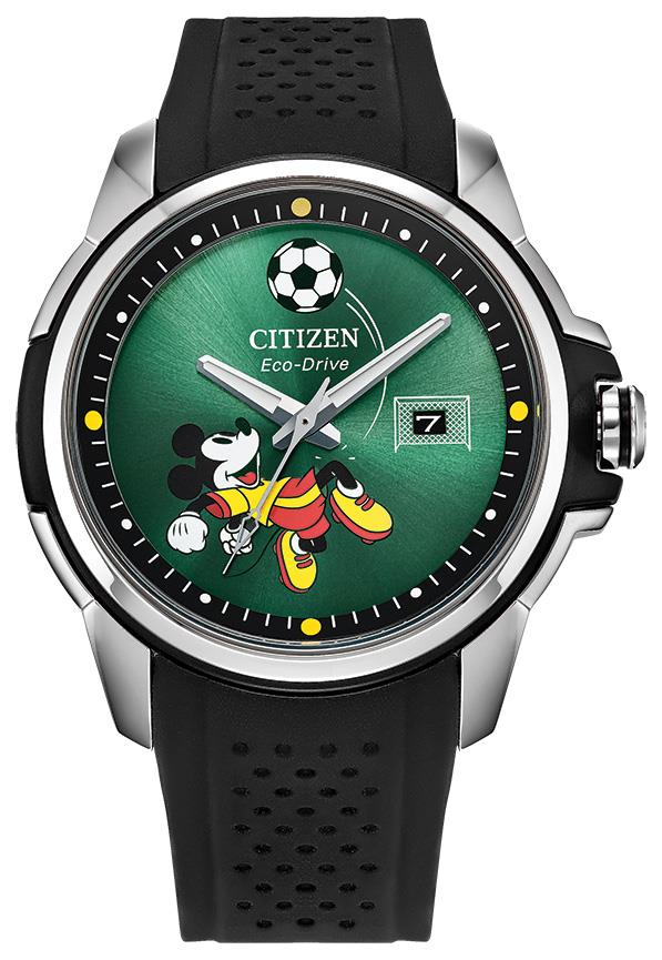 Disney Men's Mickey Mouse Silicone Strap watch, Green dial